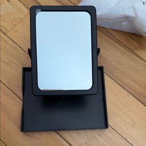 Mary Kay Black Adjustable mirror Stand
